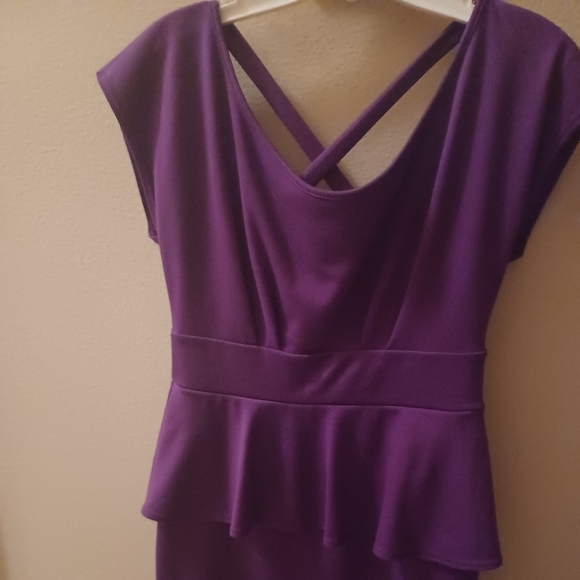 Dress - Picture 2 of 3